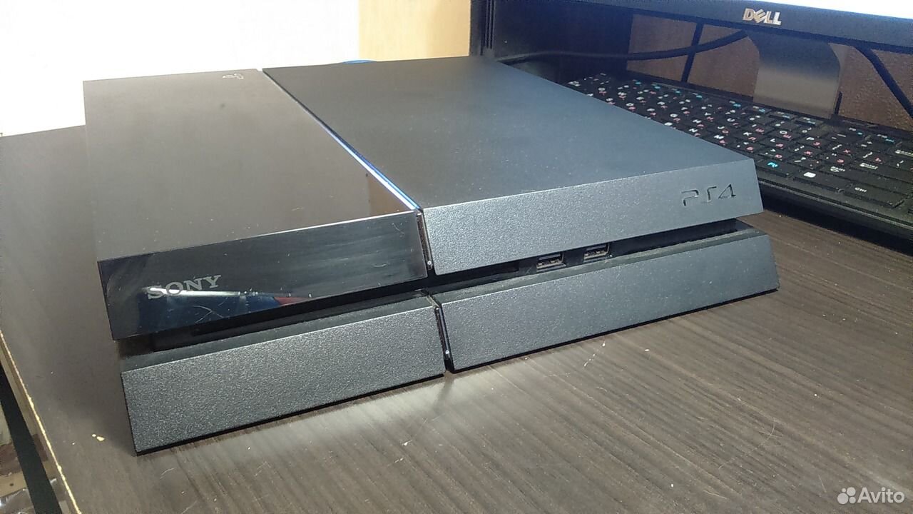 Продам Playstation 4 с HDD 1Tb