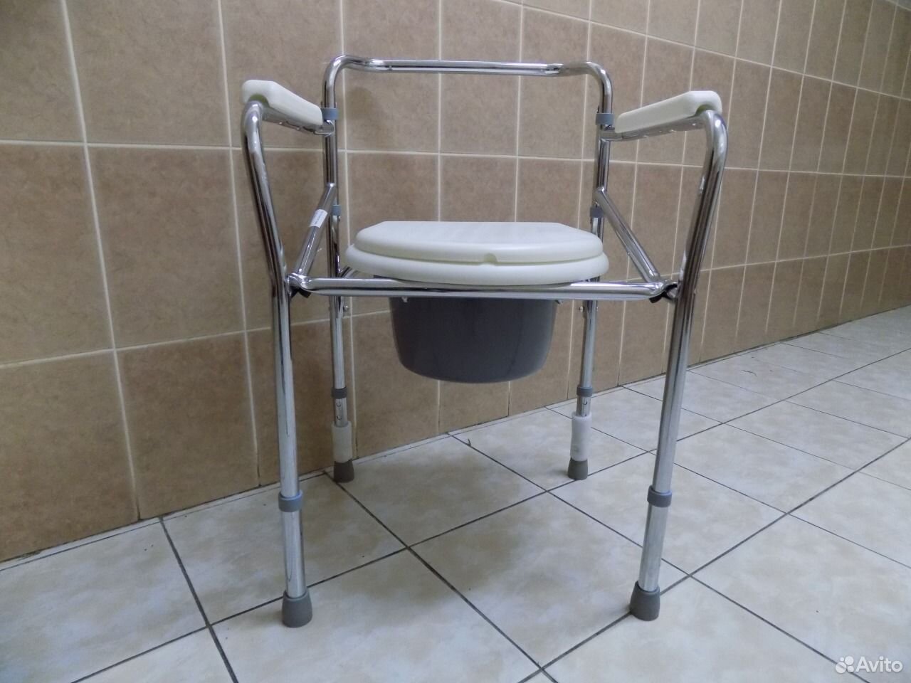 Авито стул туалет. Кресло туалет Амрус 6809. Кресло-туалет Amrus amcb6807. Санитарное кресло-туалет Care RPM 68500. Кресло-туалет складное Nova TN-402 (Р).