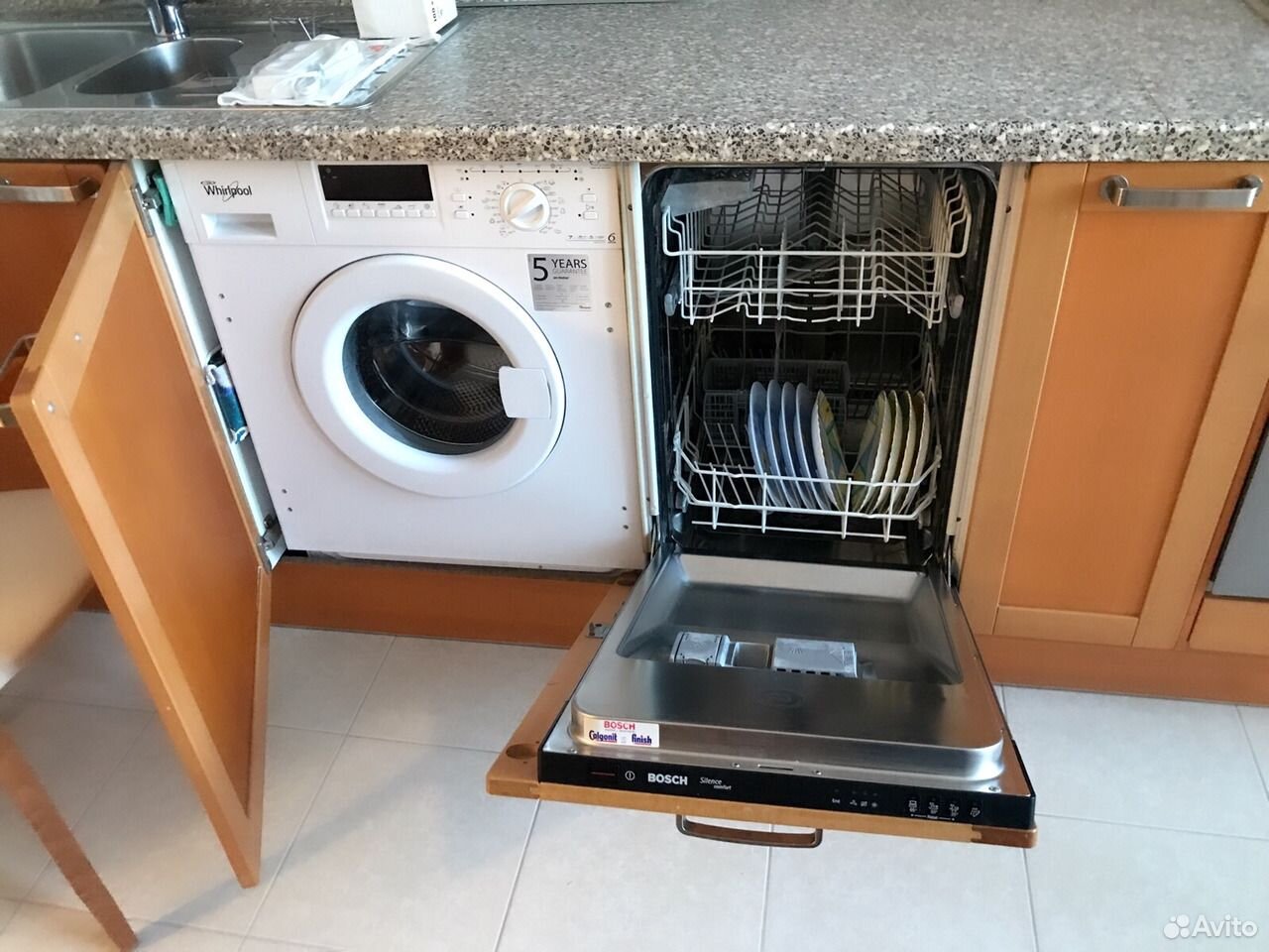 Стиральная и посудомоечная машина