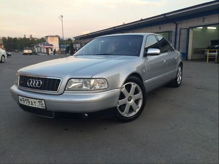Audi A8 4.2 AT, 1999, 200 000 км