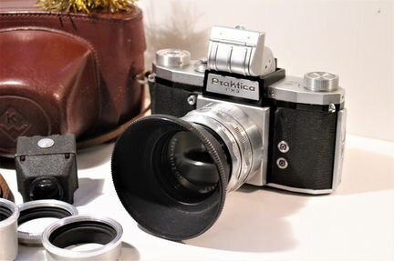 Aнтикварный фотоапарат Praktica FX3 1956