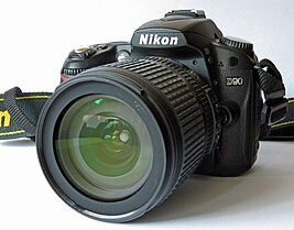 Зеркальный фотоаппарат Nikon D90 Kit
