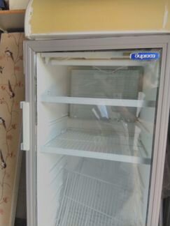 Холодильник-витрина вертикальная Бирюса б/у