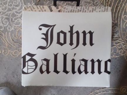 Баян John Galliano