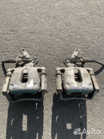 Суппорт тормозной задний Skoda Superb 2