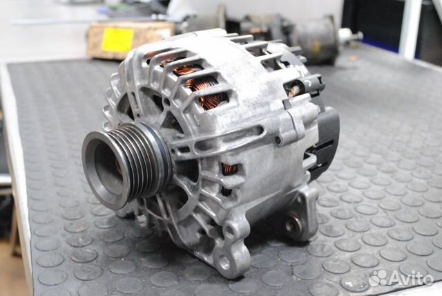 Генератор VW Transporter T6 2.0 TDi б/у 180А
