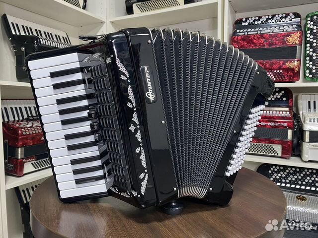 Аккордеон Юпитер 1/2