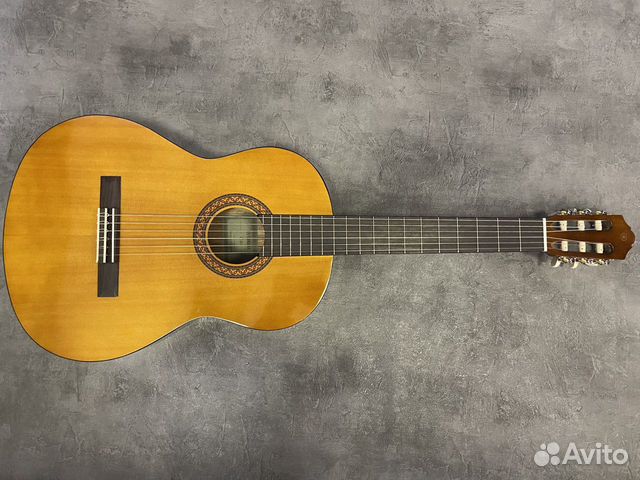 Классическая гитара Yamaha C40