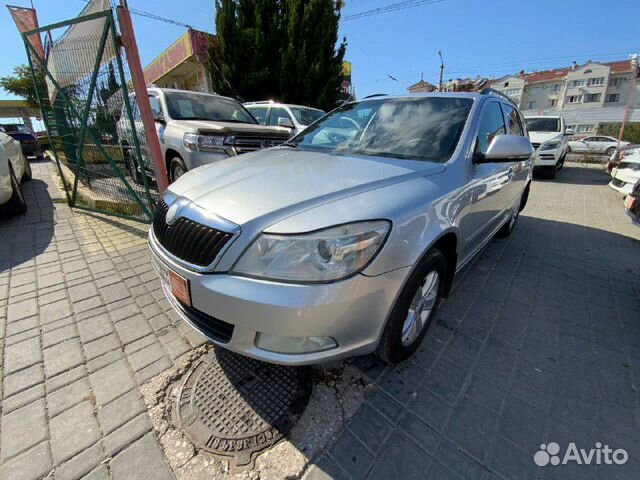 Skoda Octavia 1.6 AT, 2009, 175 193 км