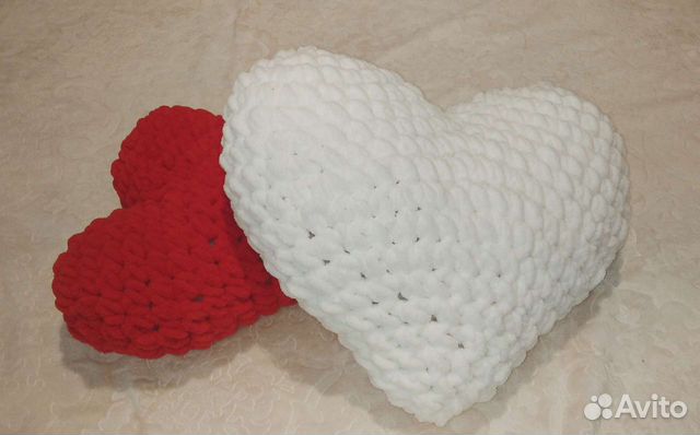 Подушка-сердце из плюшевой пряжи Ализе Пуффи (Aliz