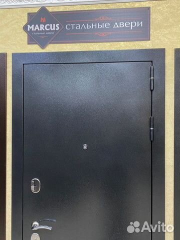Металлическая входная дверь