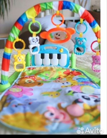 Развивающий коврик с пианино