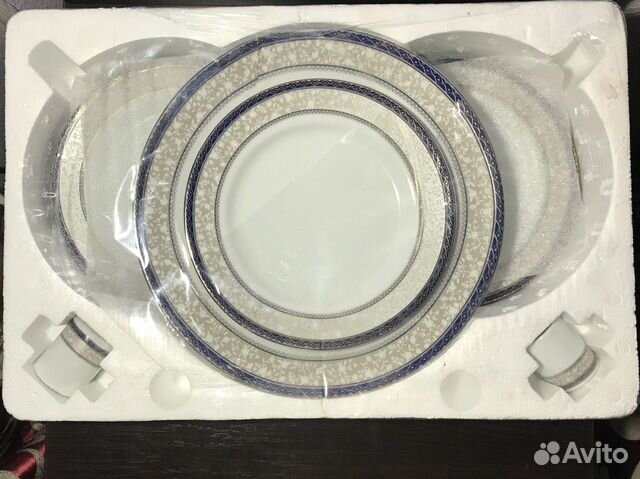 Набор тарелок