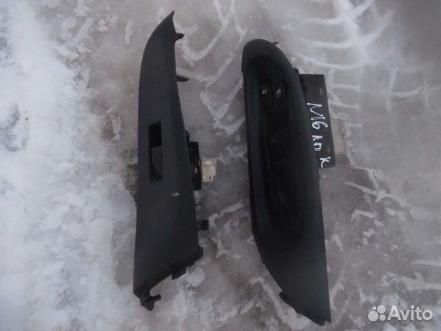 Блок кнопок стеклоподъемника Ниссан альмера n16