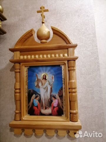 Икона в киоте