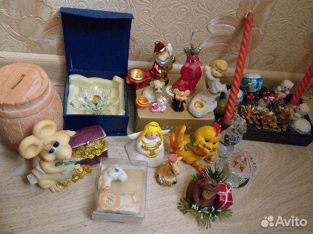 Копилка для денег и подсвечники и лотос