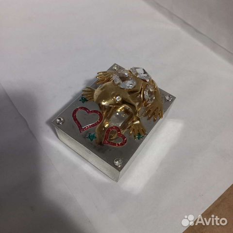 Шкатулка со стразами swarovski