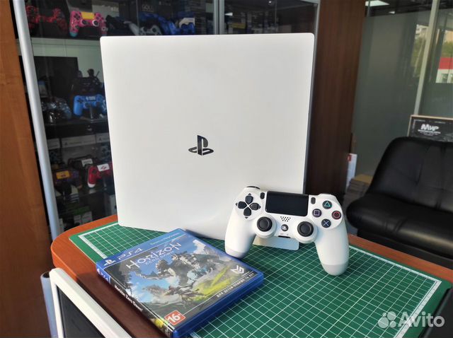 Ps4 PRO White 1TB + Диск