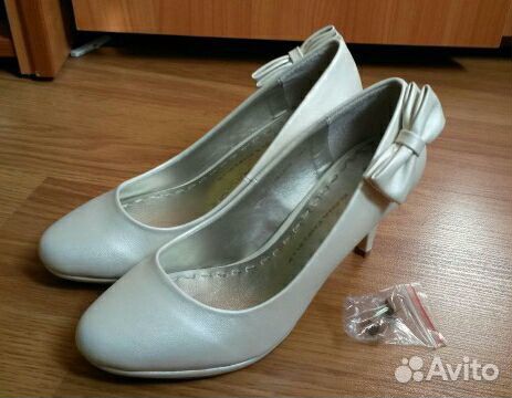 Свадебные туфли 36.5-37 р. р Свадебные туфли 36.5-37 р. р