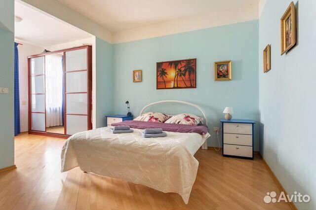 

1-к. квартира, 64 м², 3 кровати
