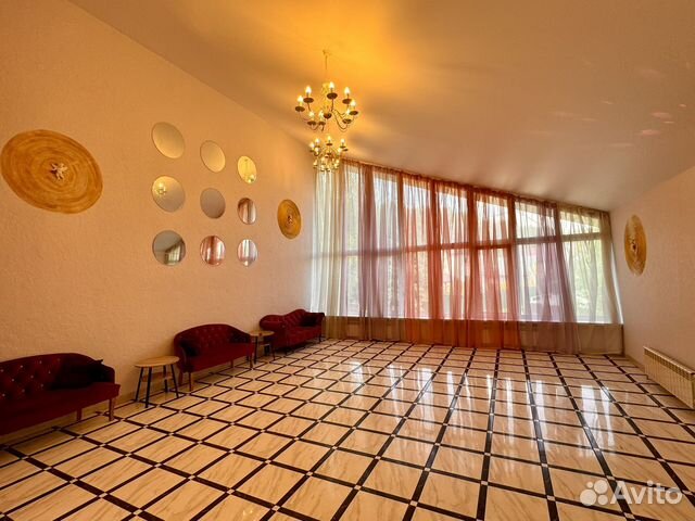 

5-к. коттедж, 420 м²