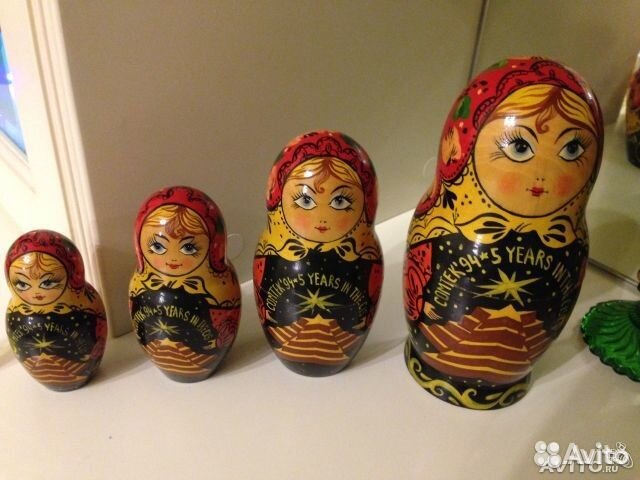 Матрешки разные, елочные игрушки