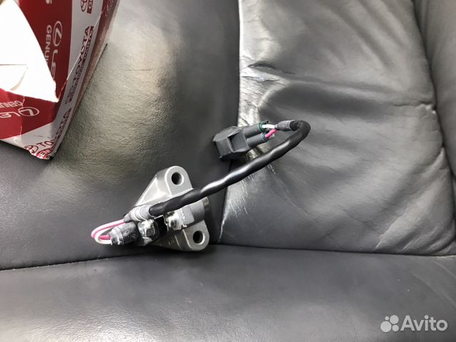 Датчик положения распредвала Датчик положения распредвала