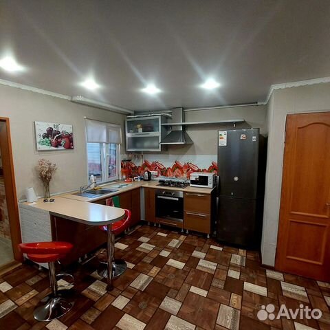 

2-к. квартира, 72 м², 1/1 эт.