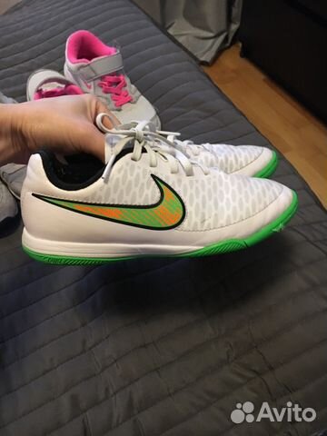 Кроссовки для футзала nike Кроссовки для футзала nike