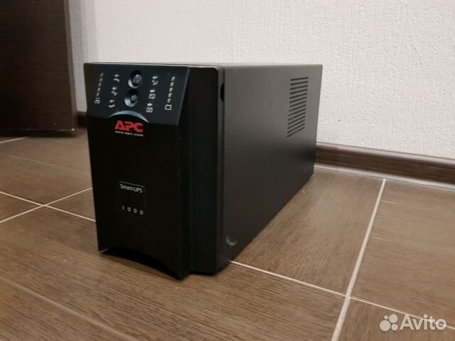 Ибп APC Smart-UPC 1000VA