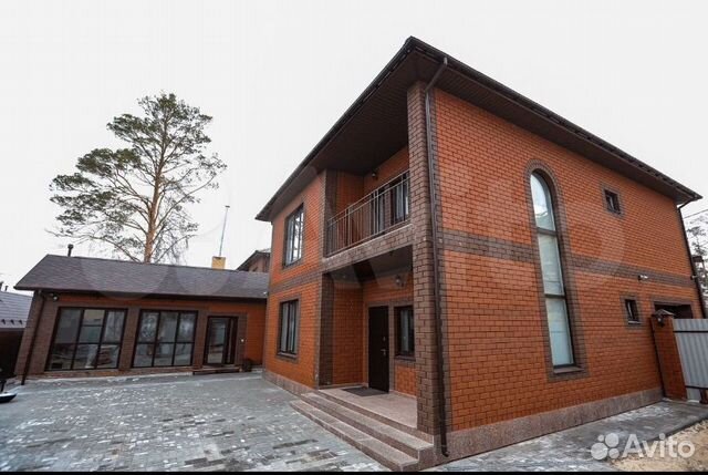 

4-к. коттедж, 220 м²