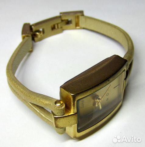 Часы женские - avon, кварцевые