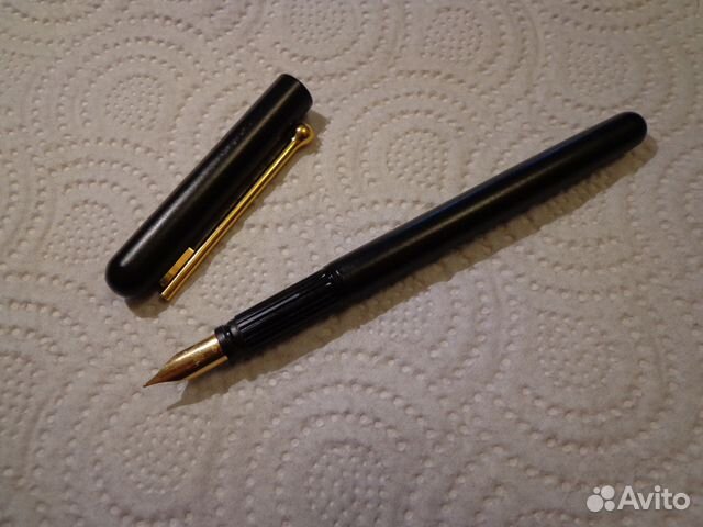 Ручка Waterman с золотым пером 18К (750)