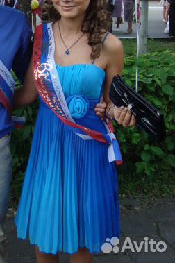 Платье вечернее на выпускной Платье вечернее на выпускной