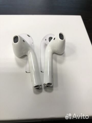 Наушник Airpods правый R и L и кейс