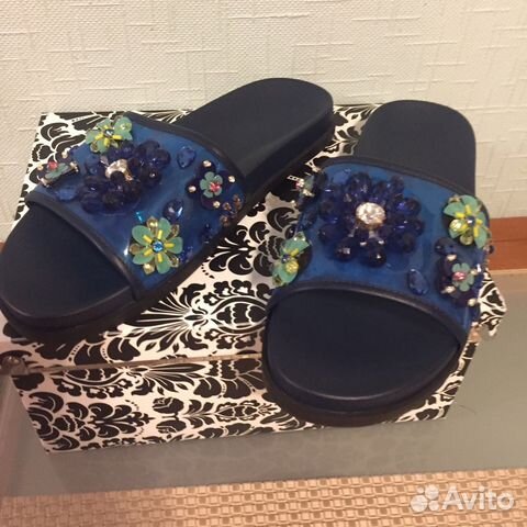 Шлёпанцы Zara