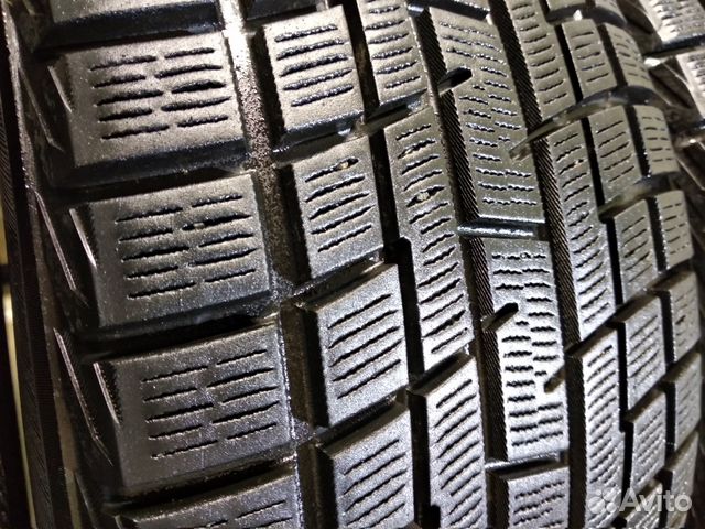 Yokohama Ice Guard IG30 (4 шт) 215/55 R16 Yokohama Ice Guard IG30 (4 шт) 215/55 R16