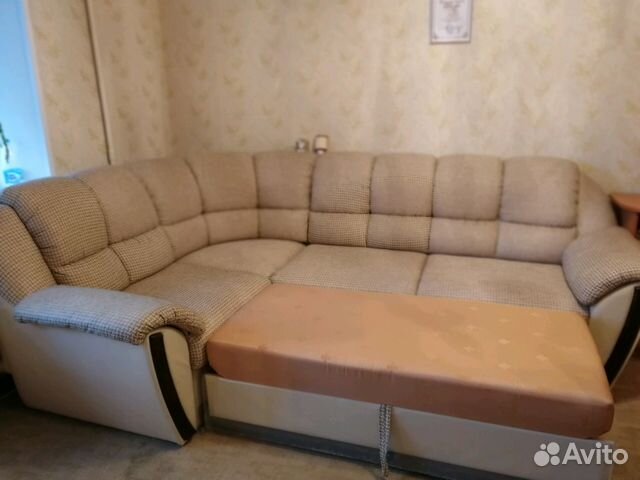 Диван