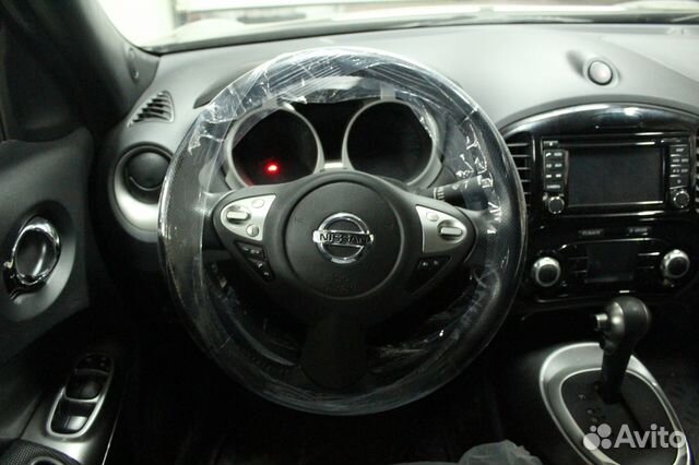 Подушка в торпеду (накладка) на Nissan Juke Подушка в торпеду (накладка) на Nissan Juke