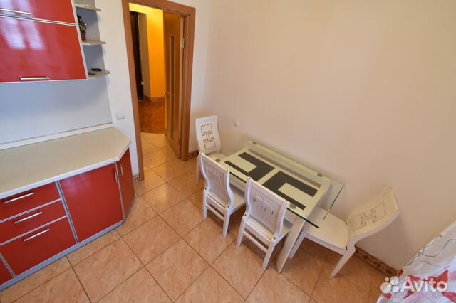 2-к квартира, 70 м², 10/15 эт.