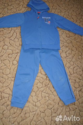Спортивный костюм
