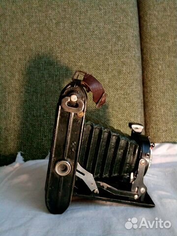 Старинный довоенный фотоаппарат (с гармошкой )
