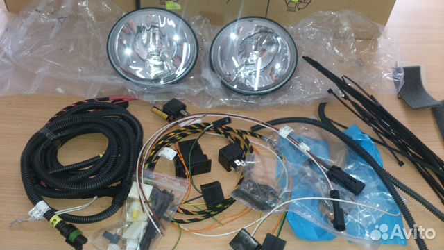 Фары противотуманные Toyota RAV4 06- pz457x0510za