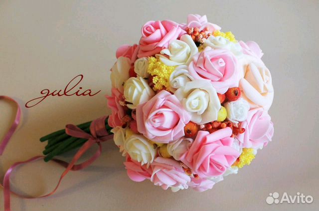 Букет из фоамирана и атласной ленты