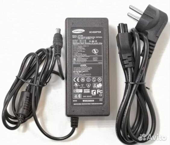 Блок питания для ноутбука SAMSUNG 14V 3A 6.5x4.4mm Блок питания для ноутбука SAMSUNG 14V 3A 6.5x4.4mm