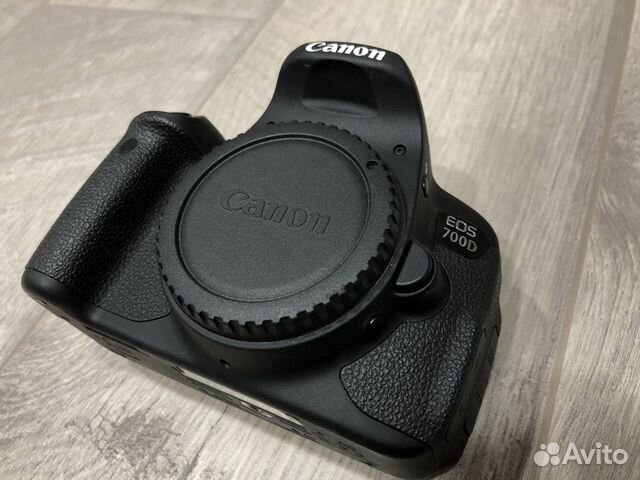 Canon EOS 700D KIT EF-S 18-55 IS STM