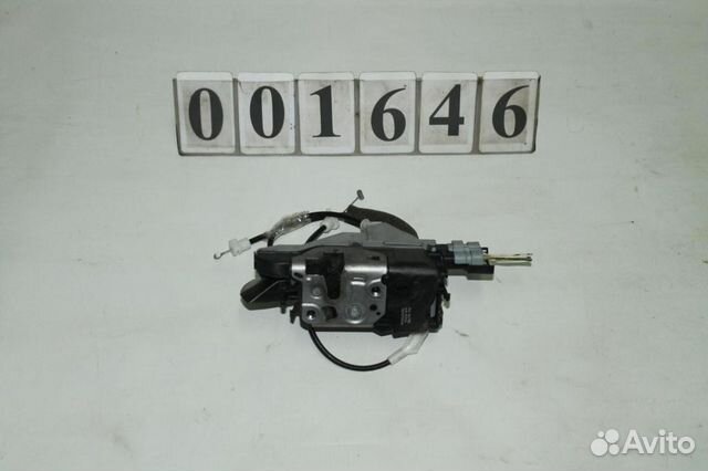 Замок передней левой двери Peugeot 308 2007) Замок передней левой двери Peugeot 308 2007)