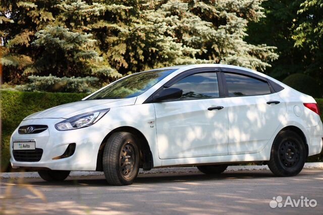 Hyundai Solaris 1.6 AT, 2013, 73 000 км