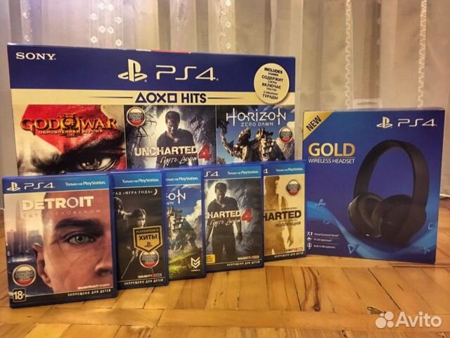 Sony PS4 slim + наушники PS4 Gold + игры