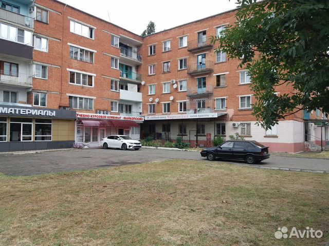 4-к квартира, 110 м², 2/5 эт.